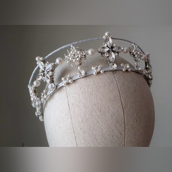 Silver Crystal & Pearl Bridal Tiara Headpiece main image 5